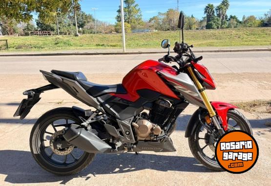 Motos - Honda CB 300F 2023 Nafta 9200Km - En Venta