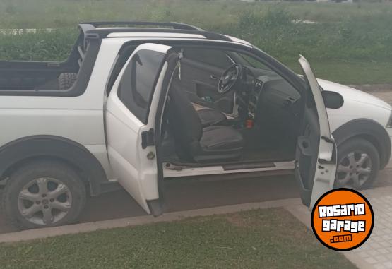 Camionetas - Fiat Strada trekking 2018 Diesel 142000Km - En Venta