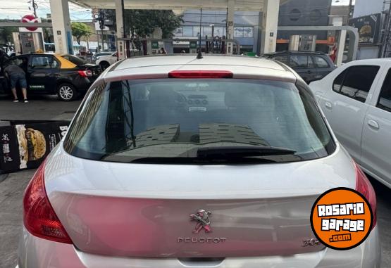Autos - Peugeot 308 Allure 2015 Nafta 118000Km - En Venta