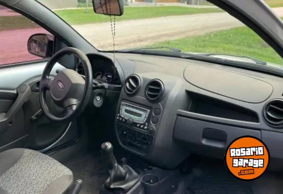 Autos - Ford Ka fiesta gol 206 corsa 2014 Nafta 157Km - En Venta