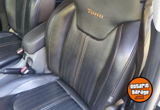 Camionetas - Fiat Toro Volcano 2019 Diesel 57000Km - En Venta