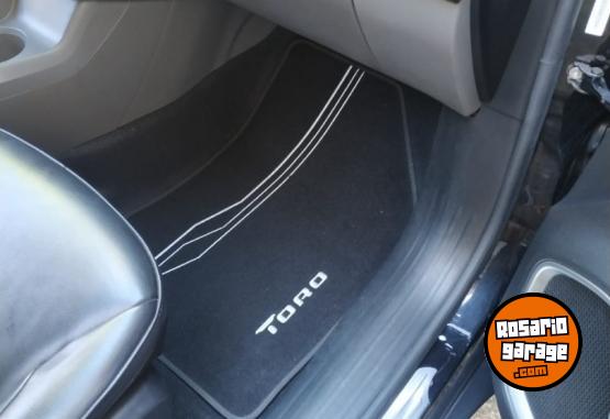 Camionetas - Fiat Toro Volcano 2019 Diesel 57000Km - En Venta