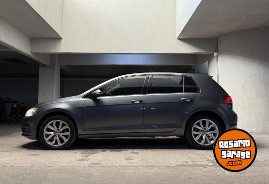 Autos - Volkswagen Golf 2019 Nafta 96000Km - En Venta
