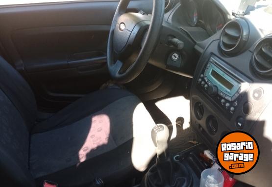 Autos - Ford Fiesta 2013 GNC 214000Km - En Venta