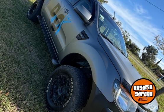 Camionetas - Ford Ranger 2014 GNC 206000Km - En Venta