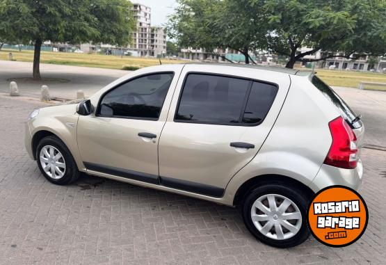 Autos - Renault SANDERO EXPRESSION 1.6 2013 Nafta  - En Venta