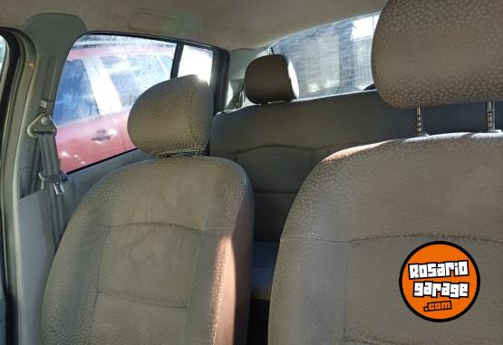 Autos - Renault CLIO 2009 Nafta 228000Km - En Venta