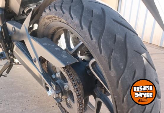 Motos - Bajaj dominar 400 2020 Nafta 8200Km - En Venta