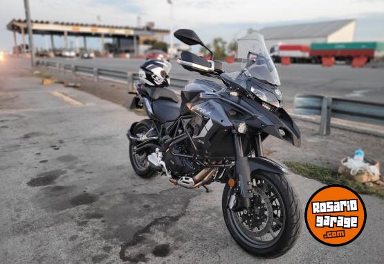 Motos - Benelli Trk 502 2024 Nafta 2700Km - En Venta