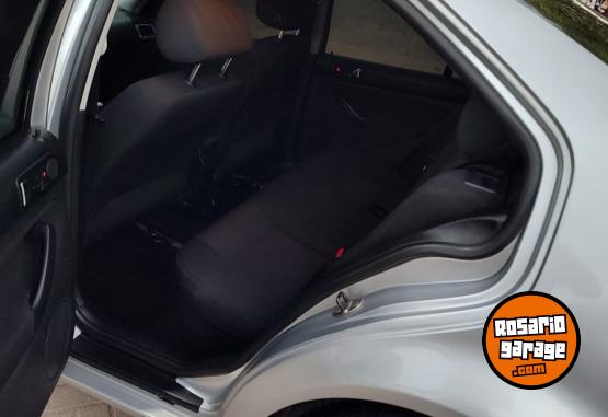 Autos - Volkswagen Bora 1.8T 2012 Nafta 107000Km - En Venta