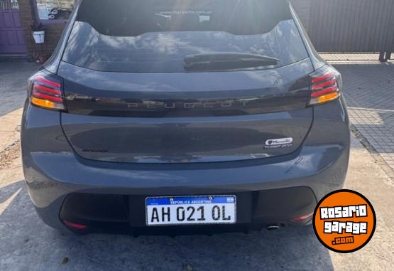 Autos - Peugeot 208 2025 Nafta 21000Km - En Venta