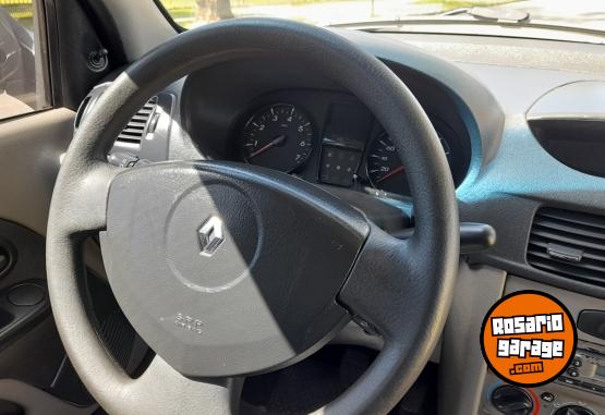 Autos - Renault Symbol 2013 Nafta 158000Km - En Venta