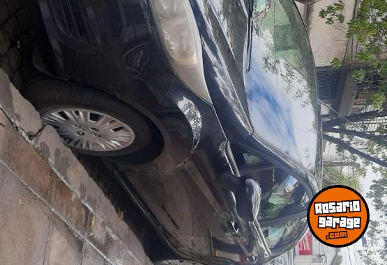 Autos - Ford Fiesta 2015 Nafta 147000Km - En Venta