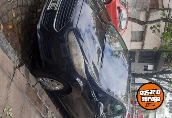Autos - Ford Fiesta 2015 Nafta 147000Km - En Venta