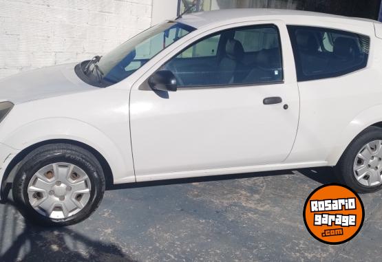 Autos - Ford KA 1.0 FLY  VIRAL 2013 Nafta 128000Km - En Venta