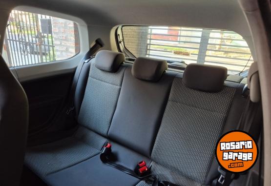 Autos - Volkswagen Move Up! 2014 Nafta 123000Km - En Venta