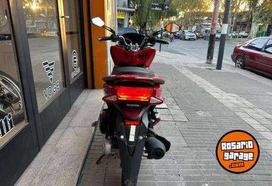 Motos - Honda PCX 150 2017 Nafta 9800Km - En Venta