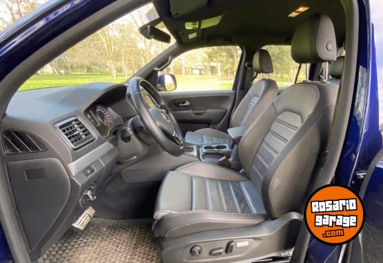Camionetas - Volkswagen Amarok v6 2023 Diesel 80000Km - En Venta
