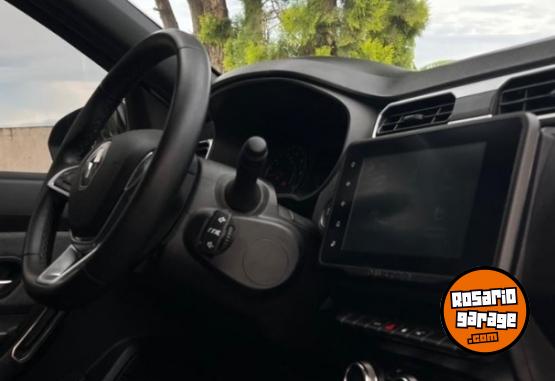 Autos - Renault duster 2023 Nafta 84000Km - En Venta