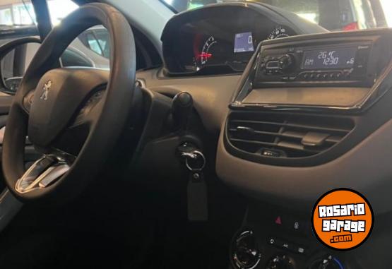 Autos - Peugeot 208 2018 Nafta 64000Km - En Venta