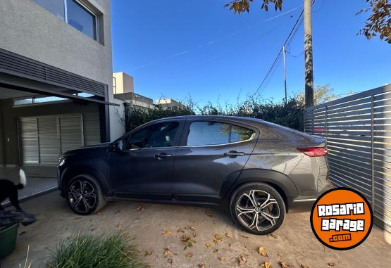 Autos - Fiat Fastback 2025 Nafta 19000Km - En Venta