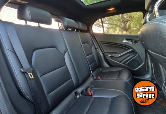 Autos - Mercedes Benz GLA 200 URBAN 2018 Nafta 158000Km - En Venta