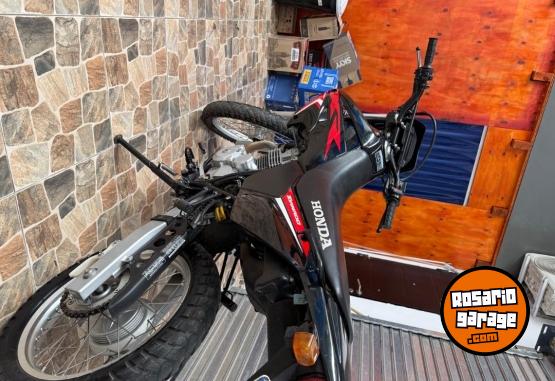 Motos - Honda Tornado xr 250 2020 Nafta 15000Km - En Venta