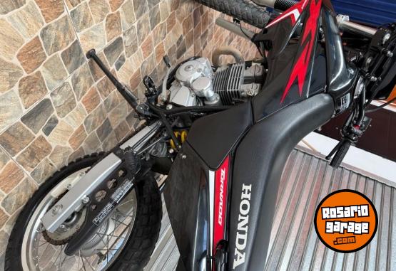 Motos - Honda Tornado xr 250 2020 Nafta 15000Km - En Venta