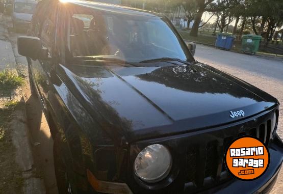 Camionetas - Jeep Patriot Sport 2013 Nafta 180000Km - En Venta