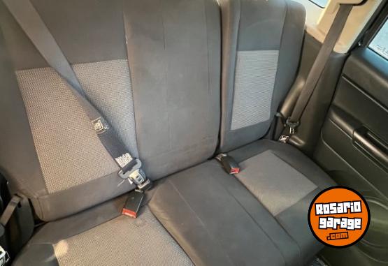 Camionetas - Jeep Patriot Sport 2013 Nafta 180000Km - En Venta