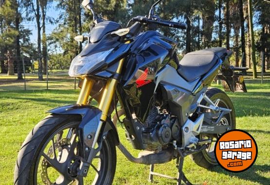 Motos - Honda Cb 2017 Nafta 33000Km - En Venta