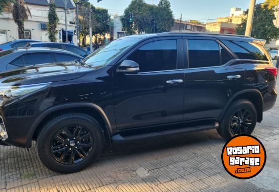 Camionetas - Toyota SW4 2.8  SRX 2016 Diesel  - En Venta