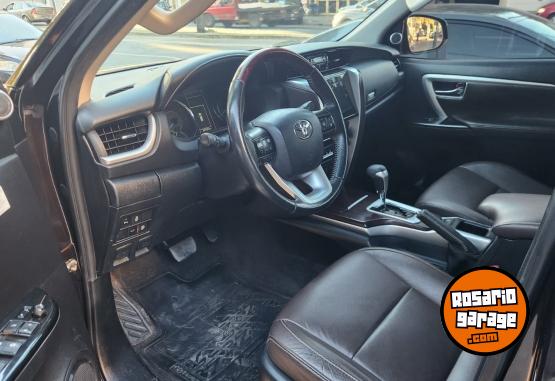 Camionetas - Toyota SW4 2.8  SRX 2016 Diesel  - En Venta