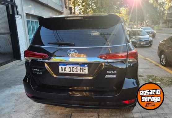 Camionetas - Toyota SW4 2.8  SRX 2016 Diesel  - En Venta