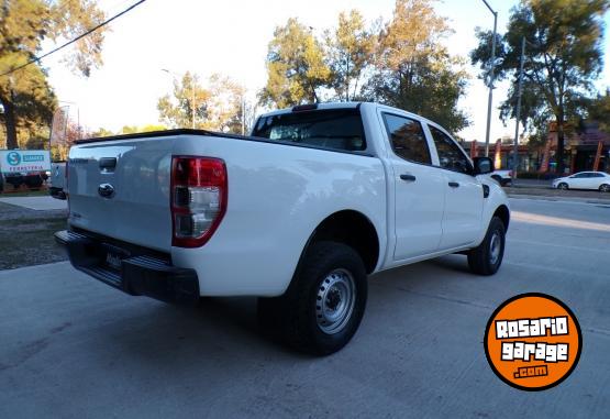 Camionetas - Ford ranger xl 4x2 2021 Diesel 90000Km - En Venta