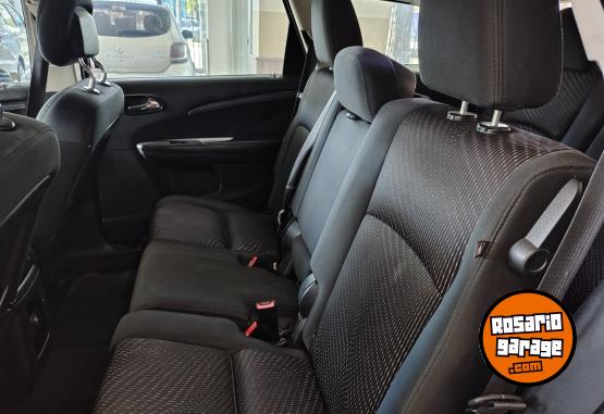 Camionetas - Dodge JOURNEY 2011 Nafta 290000Km - En Venta