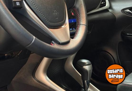 Autos - Toyota Yaris S Cvt 2019 Nafta 14000Km - En Venta