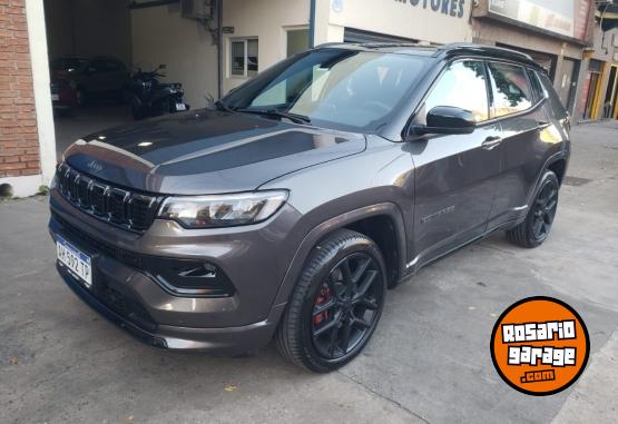 Camionetas - Jeep COMPASS 2.0T BLACKHAWK AT 2025 Nafta 11000Km - En Venta