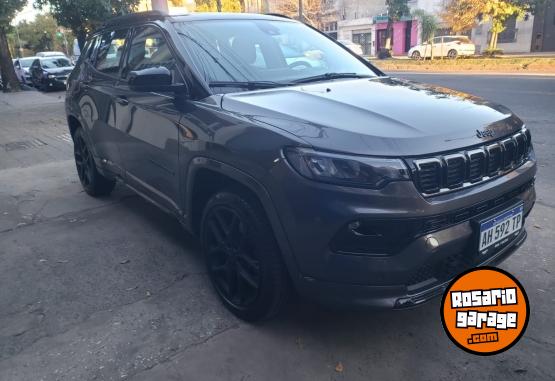 Camionetas - Jeep COMPASS 2.0T BLACKHAWK AT 2025 Nafta 11000Km - En Venta