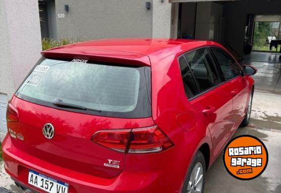 Autos - Volkswagen Golf 2016 Nafta 121000Km - En Venta