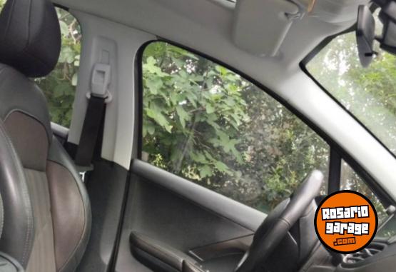 Autos - Peugeot 2008 SPORT 2016 Nafta 97000Km - En Venta