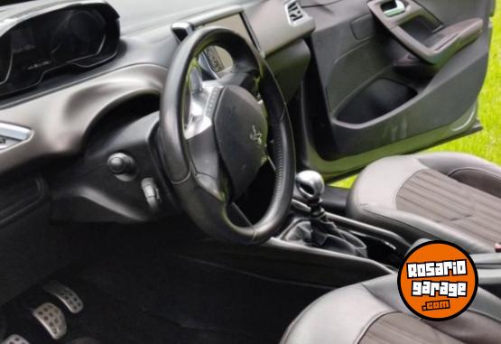 Autos - Peugeot 2008 SPORT 2016 Nafta 97000Km - En Venta