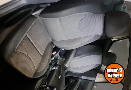 Autos - Peugeot 308 2014 Diesel 155000Km - En Venta