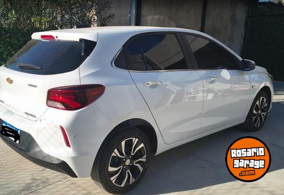 Autos - Chevrolet Onix 2025 Nafta 9064Km - En Venta