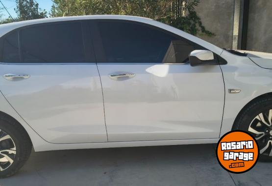 Autos - Chevrolet Onix 2025 Nafta 9064Km - En Venta
