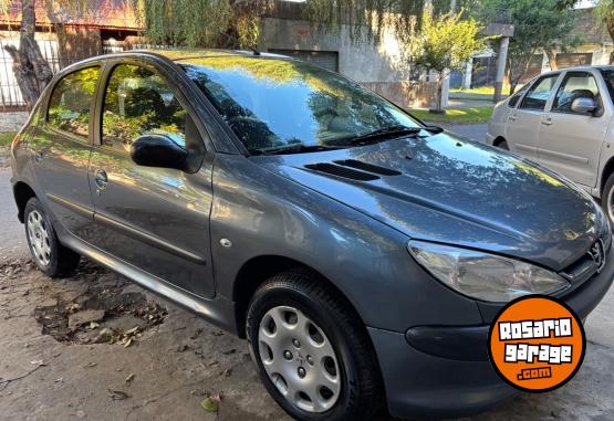 Autos - Peugeot 206 2008 Nafta 170000Km - En Venta