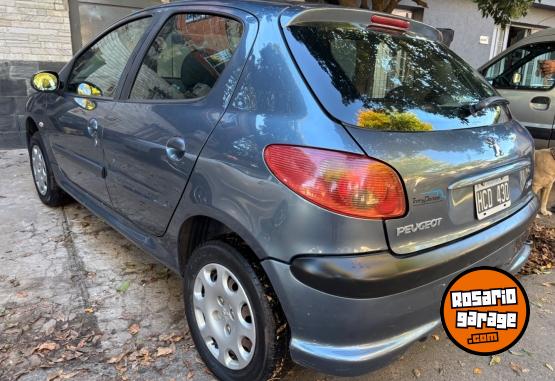 Autos - Peugeot 206 2008 Nafta 170000Km - En Venta