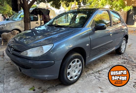Autos - Peugeot 206 2008 Nafta 170000Km - En Venta