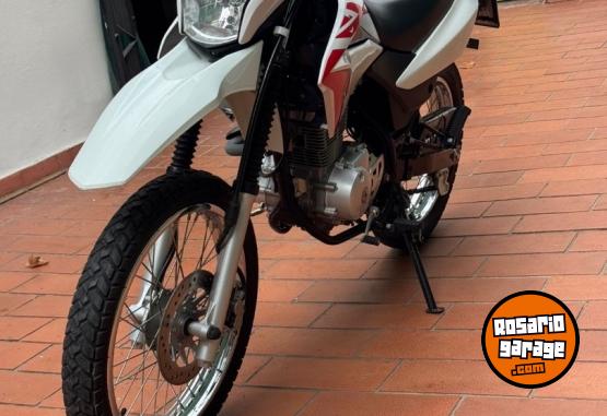 Motos - Honda XR 2024 Nafta 9900Km - En Venta