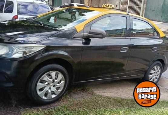 Autos - Chevrolet Prisma 2014 GNC 300000Km - En Venta